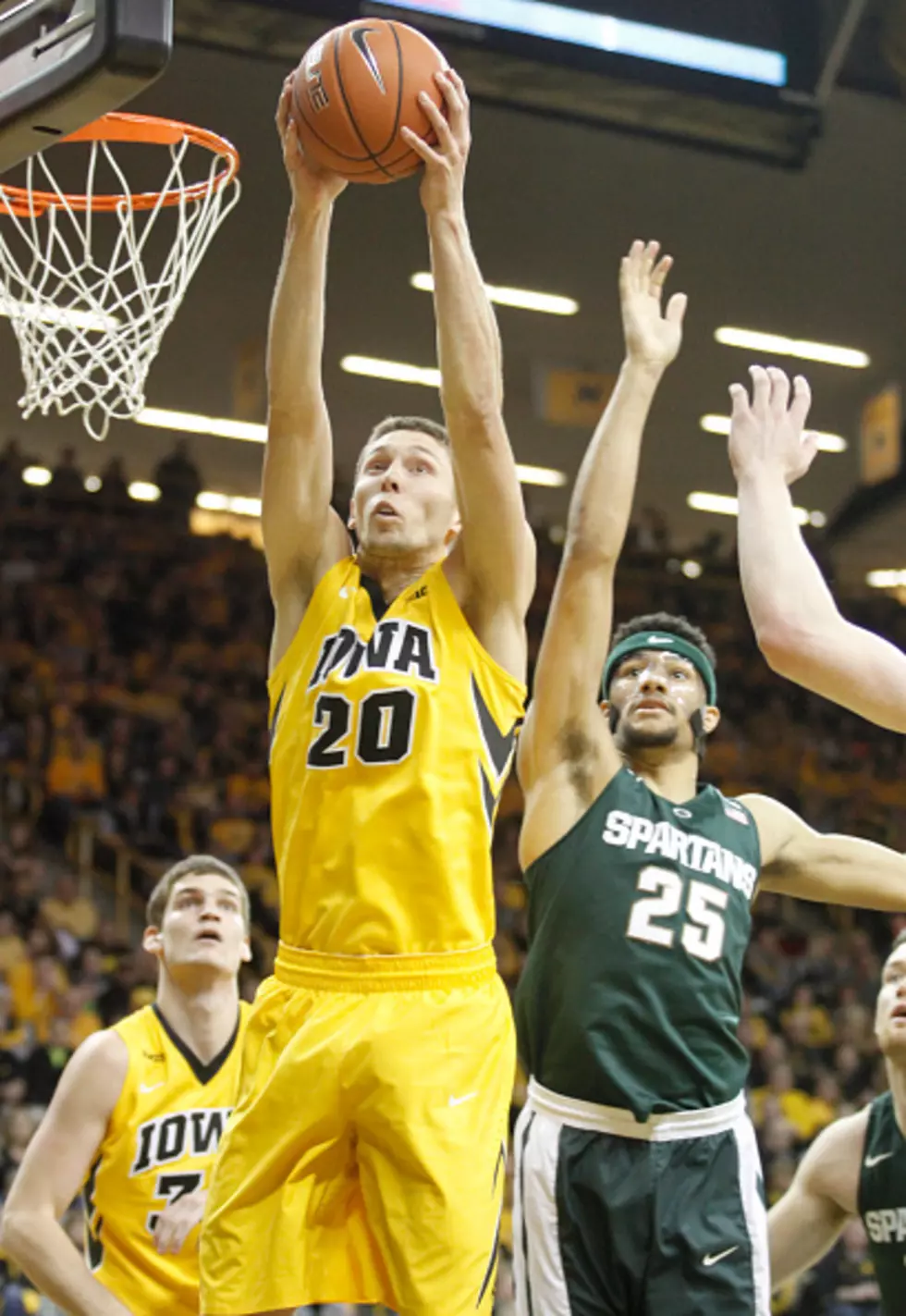 Iowa Looks For First Win At Michigan State Since The Emotional 1993 Win