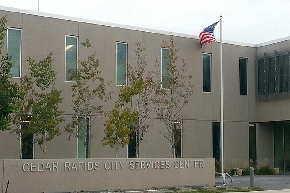 Police Arrest Man Who Took Gun Into Cedar Rapids City Services Center