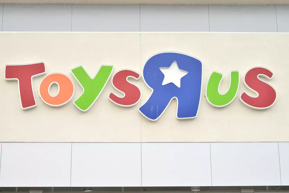 Toys R Us Possibly Filing Bankruptcy Due to Massive Debt