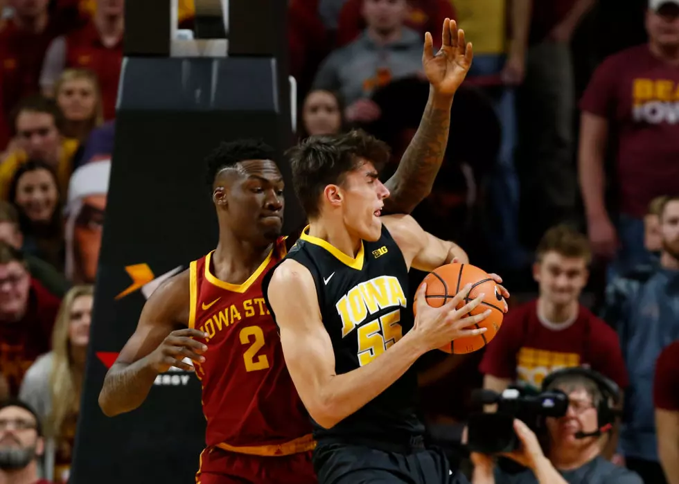 Iowa Center Luka Garza Recovers After Having Cyst Removed