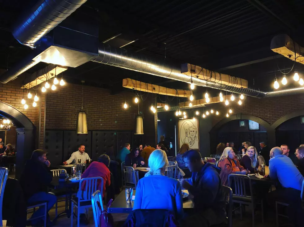 Courtlin Visits Cedar Rapids&#8217; Newest Restaurant [PHOTOS]