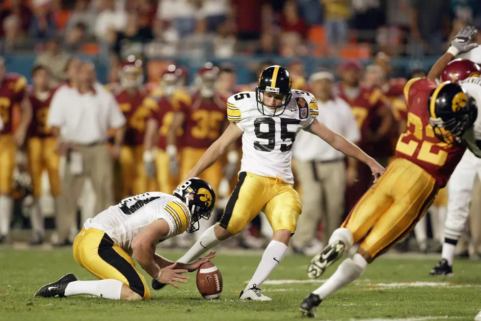 Former Hawkeye Nate Kaeding Named Kicking Consultant in NFL