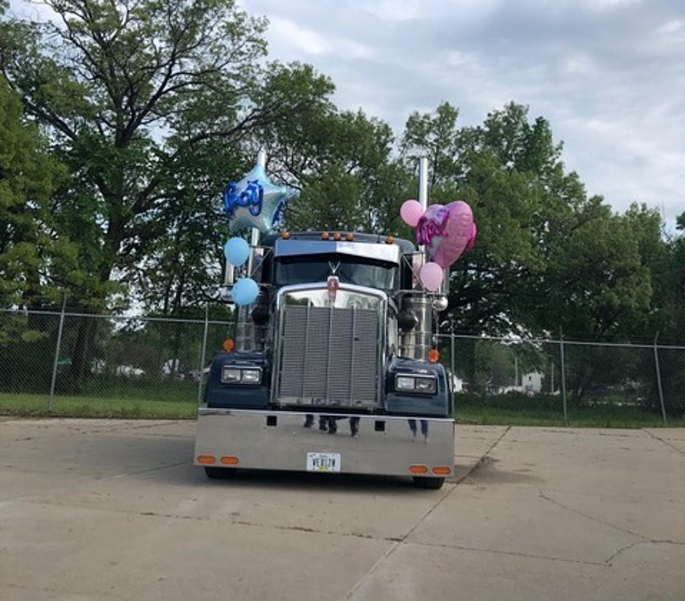 Cedar Rapids Family's Gender Reveal Pays Tribute To Late Father