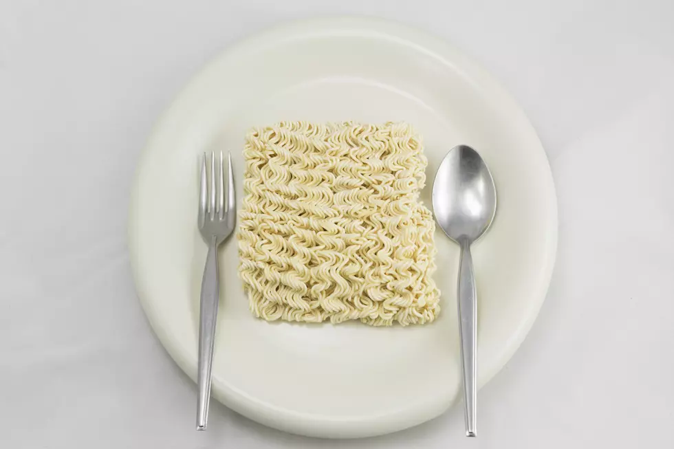 Who Eats Ramen Noodles Like This!? [WATCH]