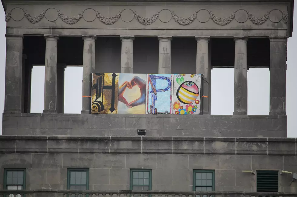 Mural of "HOPE" Towers Over Cedar Rapids [PHOTOS]