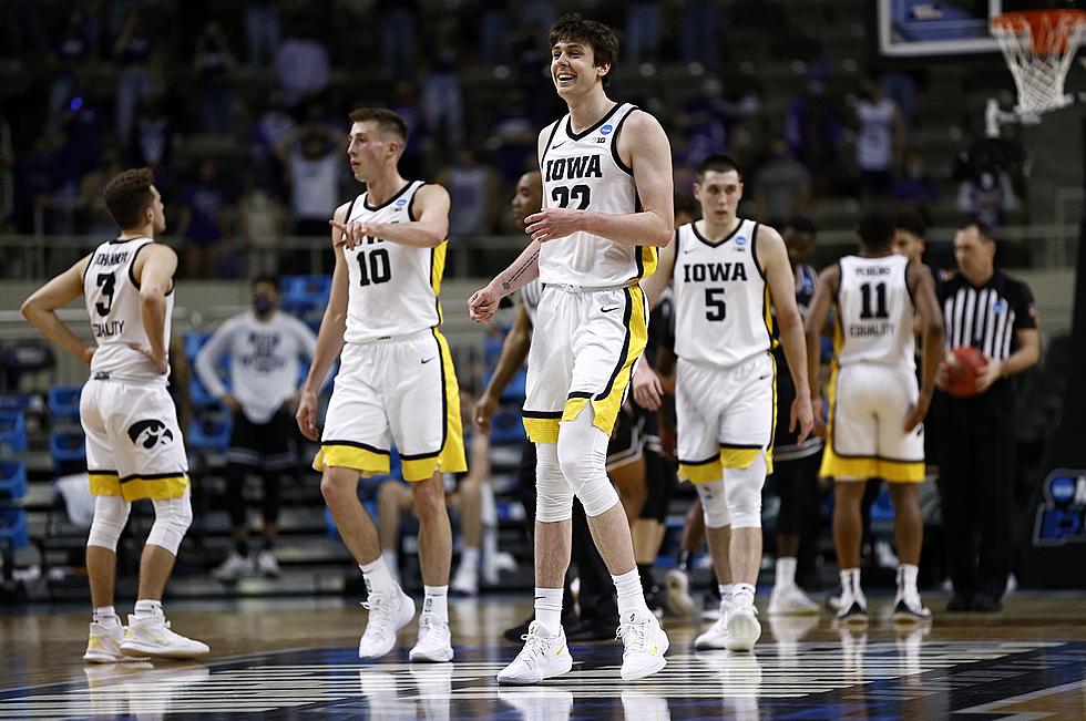 Iowa Puts Grand Canyon In Early Hole, Cruises to NCAA Tourney Win [PHOTOS]