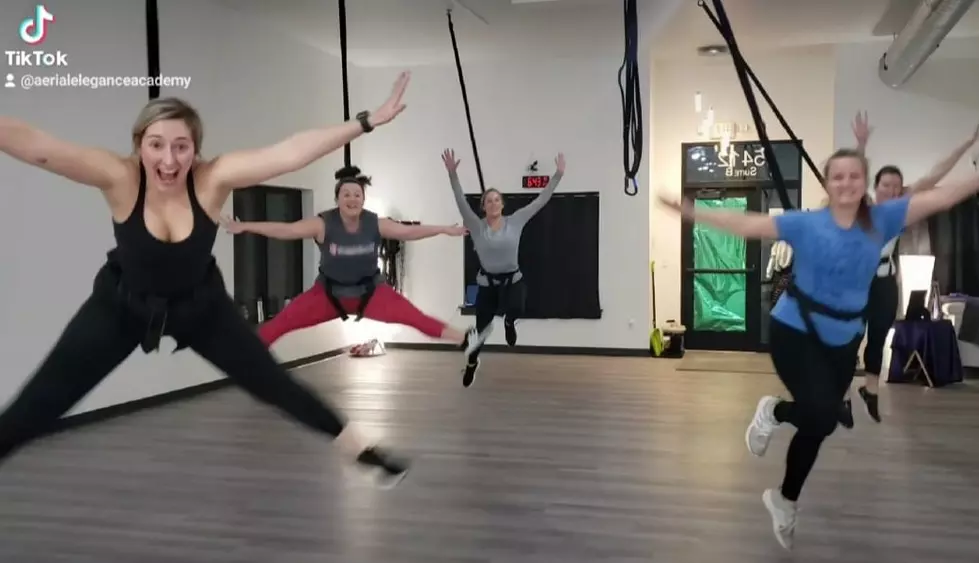 Eastern Iowa Gym Offers Bungee Cord Fitness Classes [WATCH]