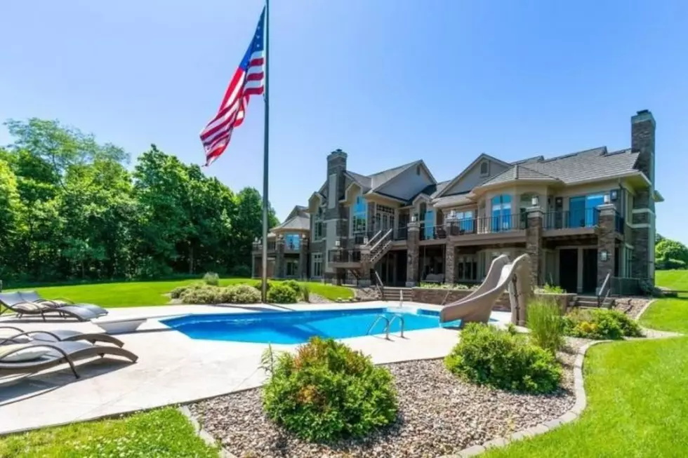 Amazing $3 Million North Liberty Home Sits on 27 Acres [PHOTOS]