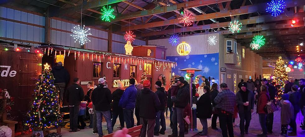 Take Your Kids on One of Iowa’s Holiday Train Rides in 2023