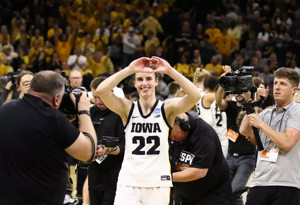 See Caitlin Clark’s Final Moments Inside Carver-Hawkeye Arena