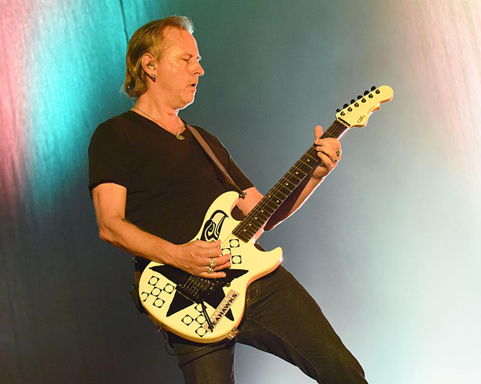 Happy 50th Birthday, Jerry Cantrell! (VIDEO)