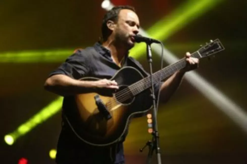 Watch Dave Matthews And His Buddy Slap Each Other In The Face
