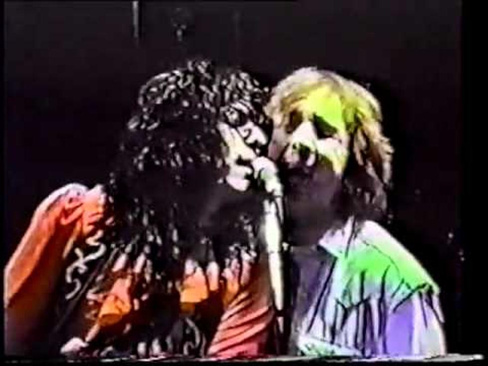 That Time Peter Criss Joined Ace Frehley On Stage in Danbury
