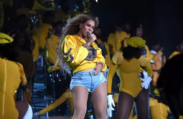 Beyonce Takes &#8216;Body Positive&#8217; To a New Level, Celebrating FUPA