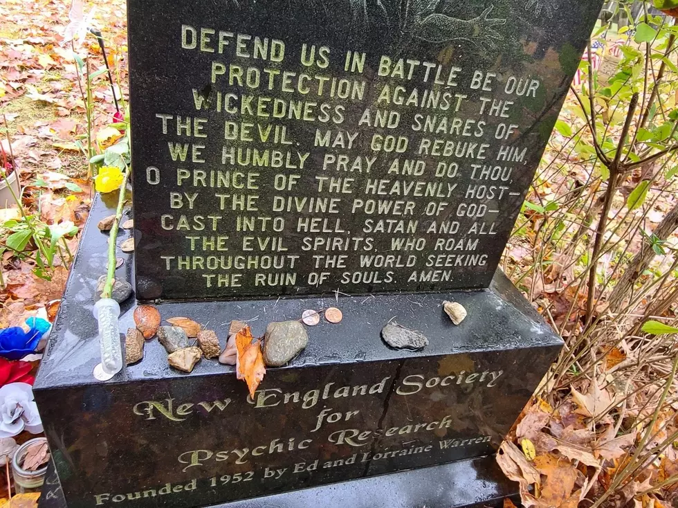 A Look At the Gravesite of Connecticut’s Most Well-Known Paranormal Investigator