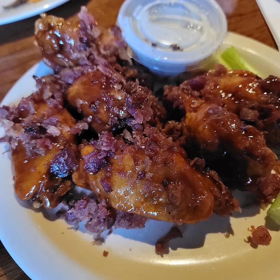 8 of the Best Spots in Connecticut for Finger Lickin’ Chicken Wings