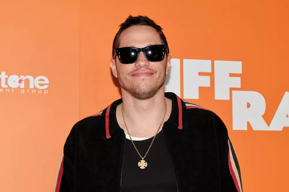 Connecticut Pizza Scene Makes Headlines with Surprise Pete Davidson Appearance