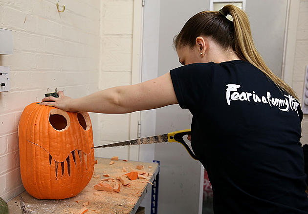 How to Carve the Perfect Halloween Pumpkin [VIDEO]