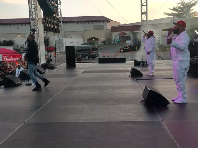 Ja Rule, Ginuwine Bring Their Talents to the Back Waters Stage