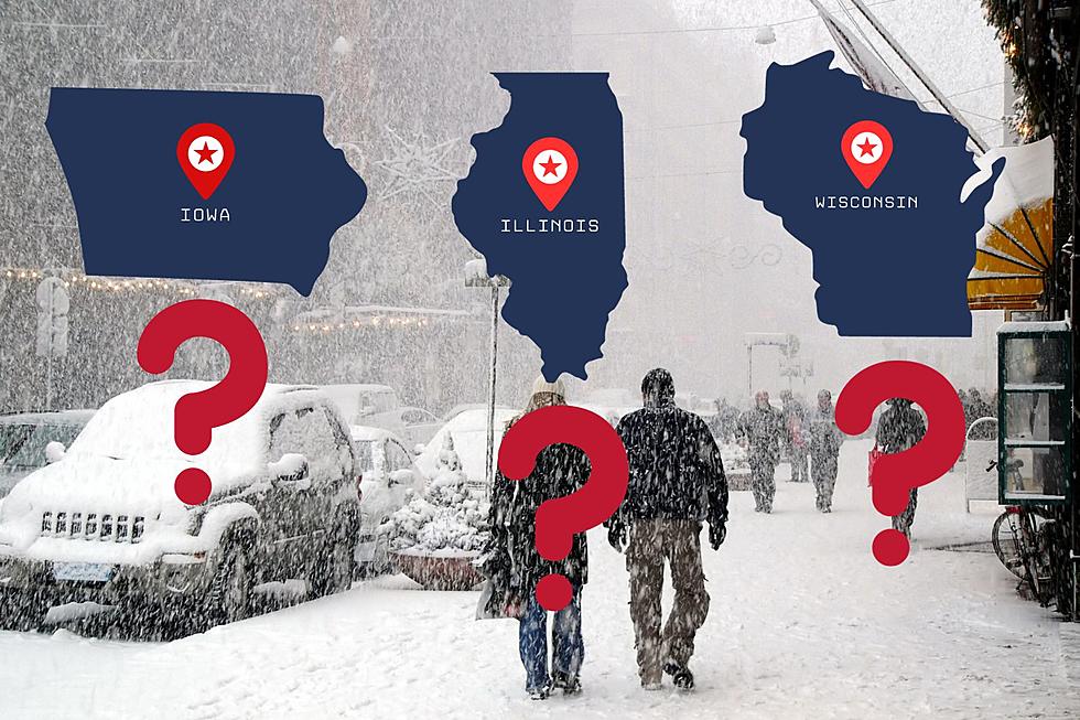 How Likely Are We to Have a White Christmas in IA, IL, and WI?