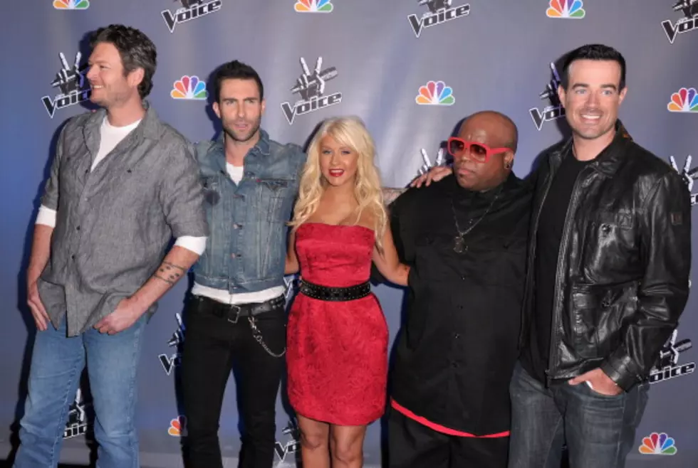 Adam Levine Shows Us Why He&#8217;s A Judge On The Voice [VIDEO]