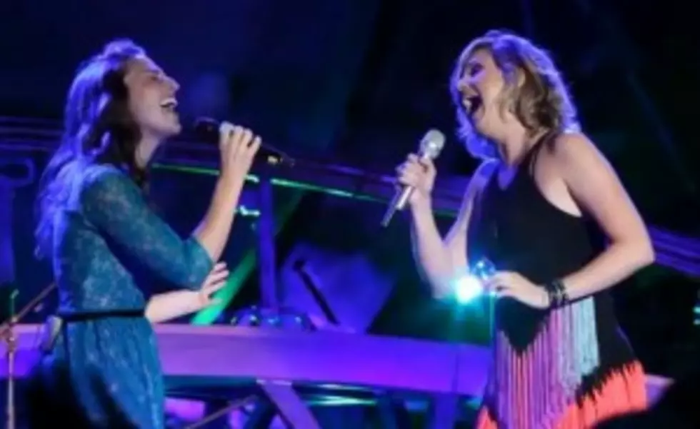 Sara Bareilles and Sugarland Rock &#8220;C&#8217;mon Eileen&#8221; in Concert [VIDEO]