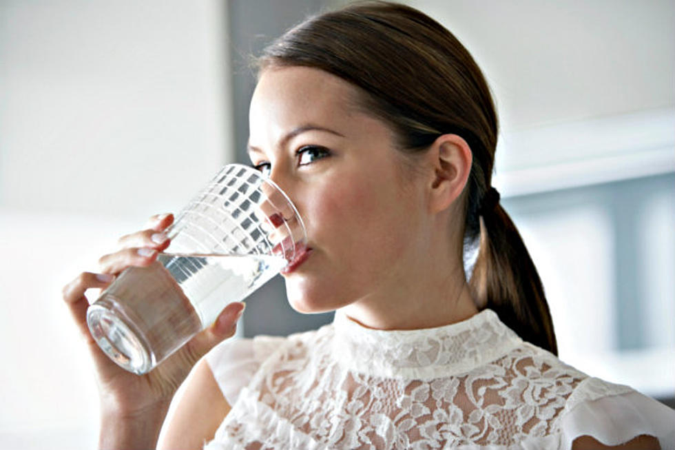 Drink That Water!  Here&#8217;s Some Tips To Help You Remember To Drink Up!