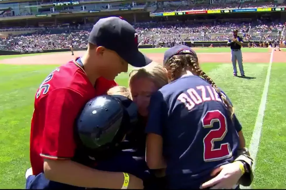 [WATCH] Military Mom Reunites with Kids at Weekend Twins Game