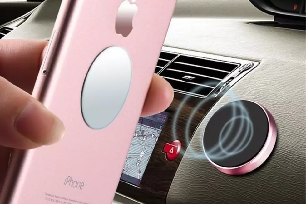 5 Great Car Phone Holders to Help You Go Hands Free