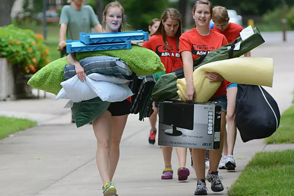 11 Things You Don’t Want to Forget on College Move-In Weekend