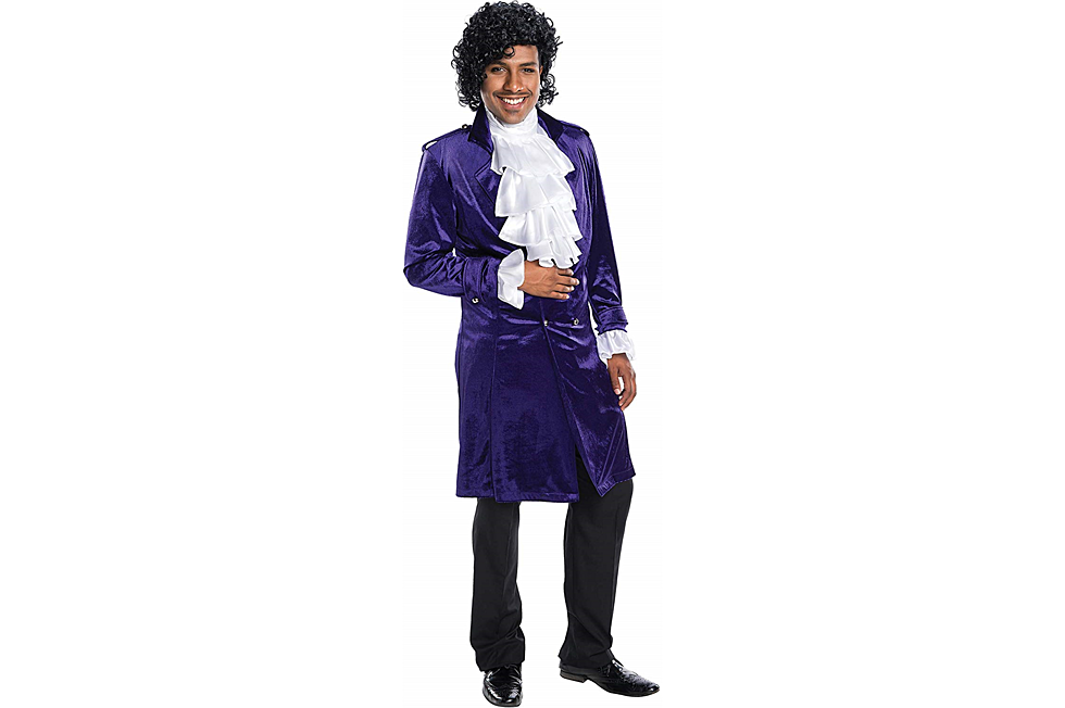 This "Purple Artist" Costume Sure Looks a Lot Like Prince