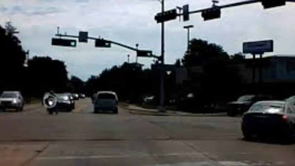 (WATCH:) Dubuque Drivers: Is Turn Signal Use Really a Problem?