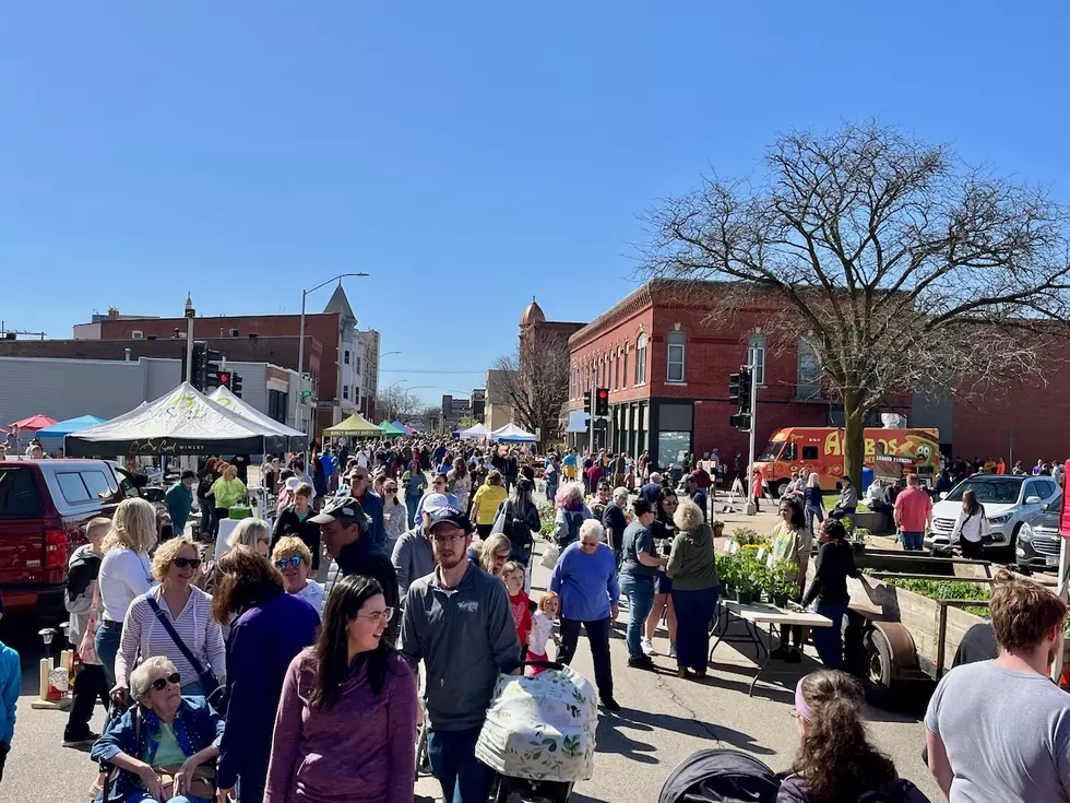 Thousands Enjoy Summer's First Farmer's Market at City Hall