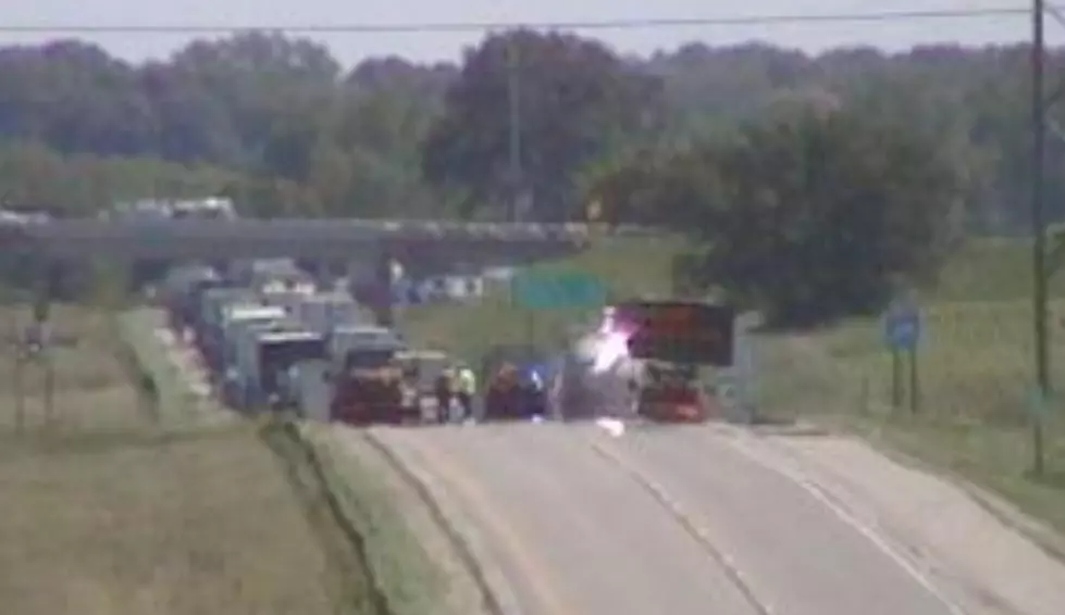 I-35 Has Re-Opened To Traffic After MnDOT Truck Hit