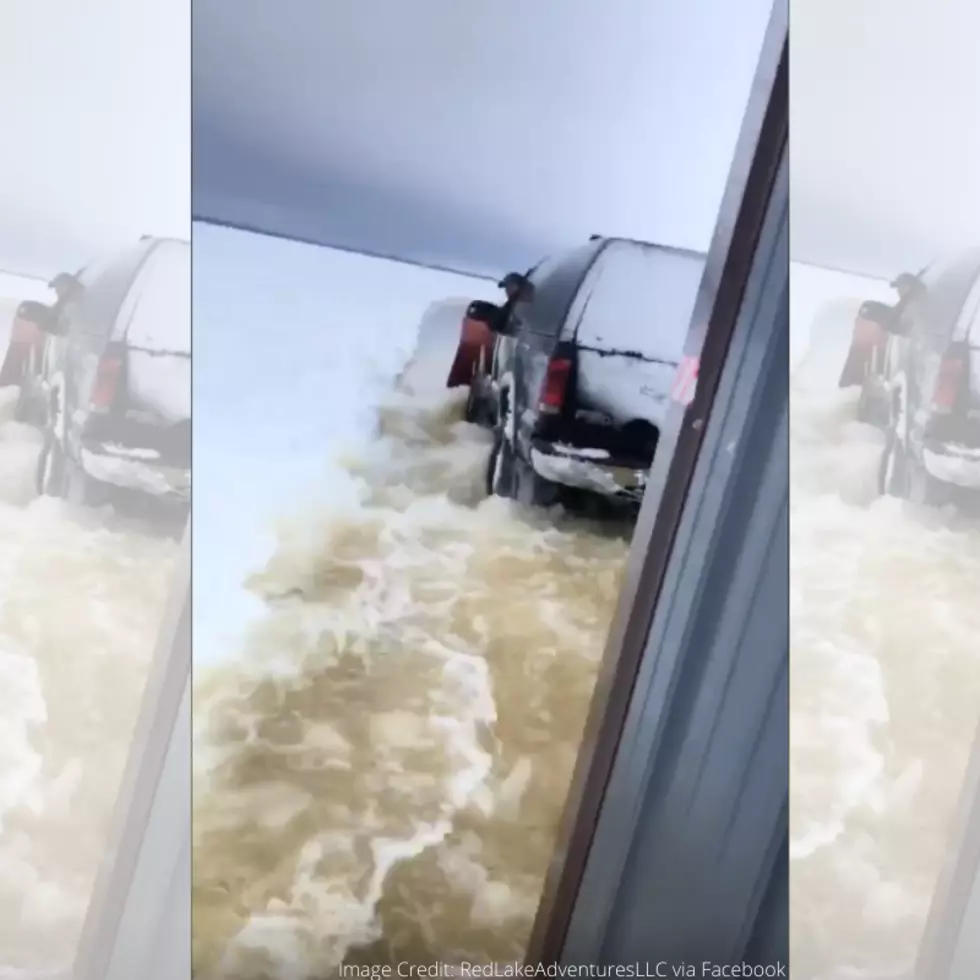 WATCH: Truckin’ Through The Water Towing An Ice House On Red Lake