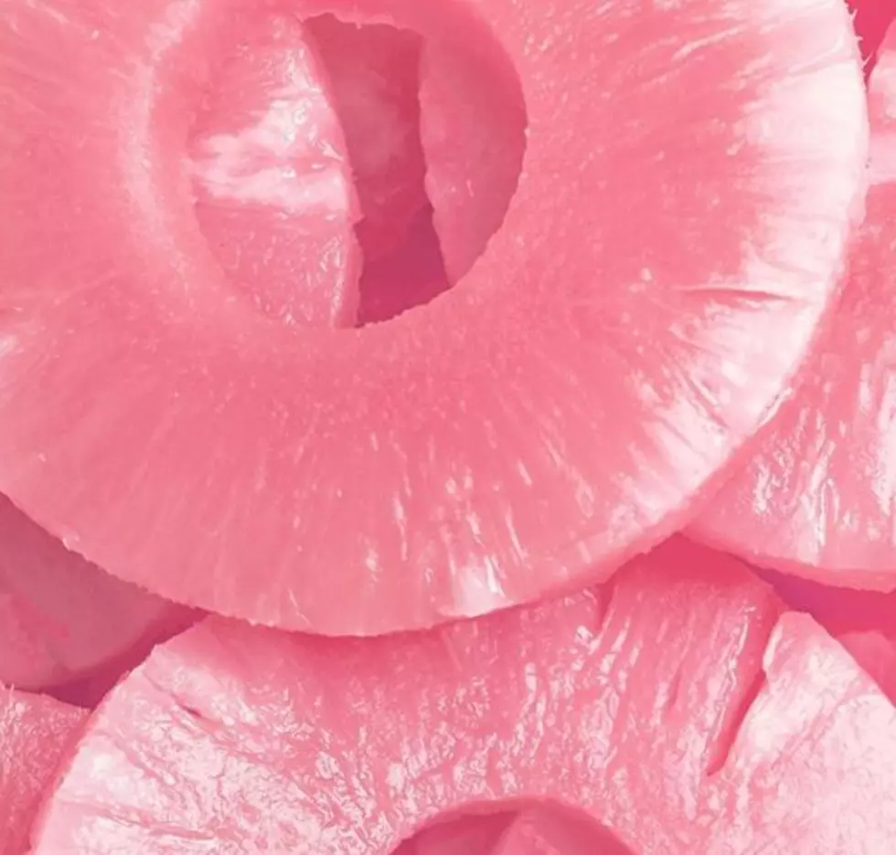 Pink Pineapples Are Real & This Is How You Get One