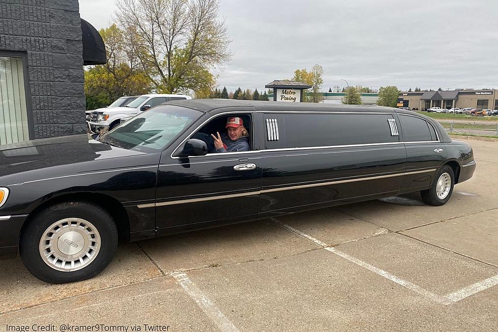 Former Minnesota Viking Buys A Limo & Plans To Paint It Purple
