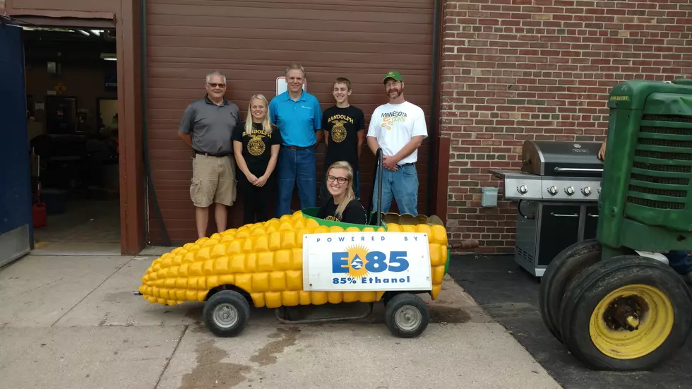 E-85 Corn Cob Co-Cart Donated to Randolph FFA