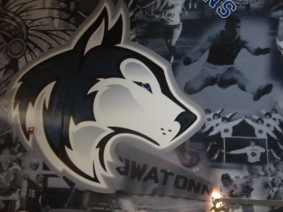 Huskies Sweep Falcons [Thursday Sports Roundup]