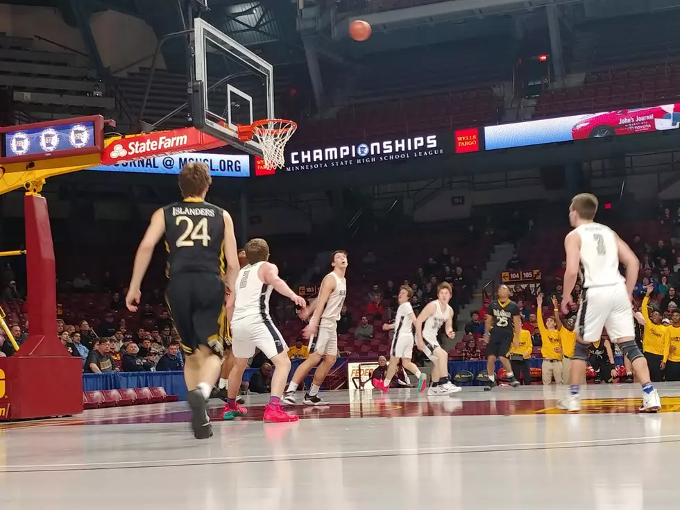 DeLaSalle Sets Tone Early in State Tournament Win
