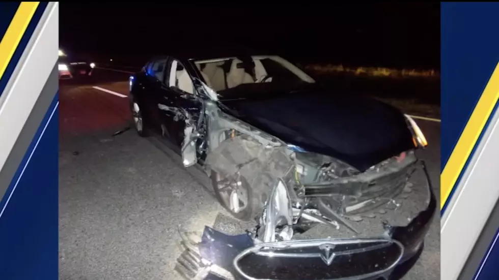 Tesla Driver Wrecks Car While Watching Movie on Autopilot