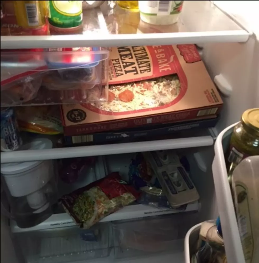 What Is A Good Sign It&#8217;s Time To Clean The Fridge?