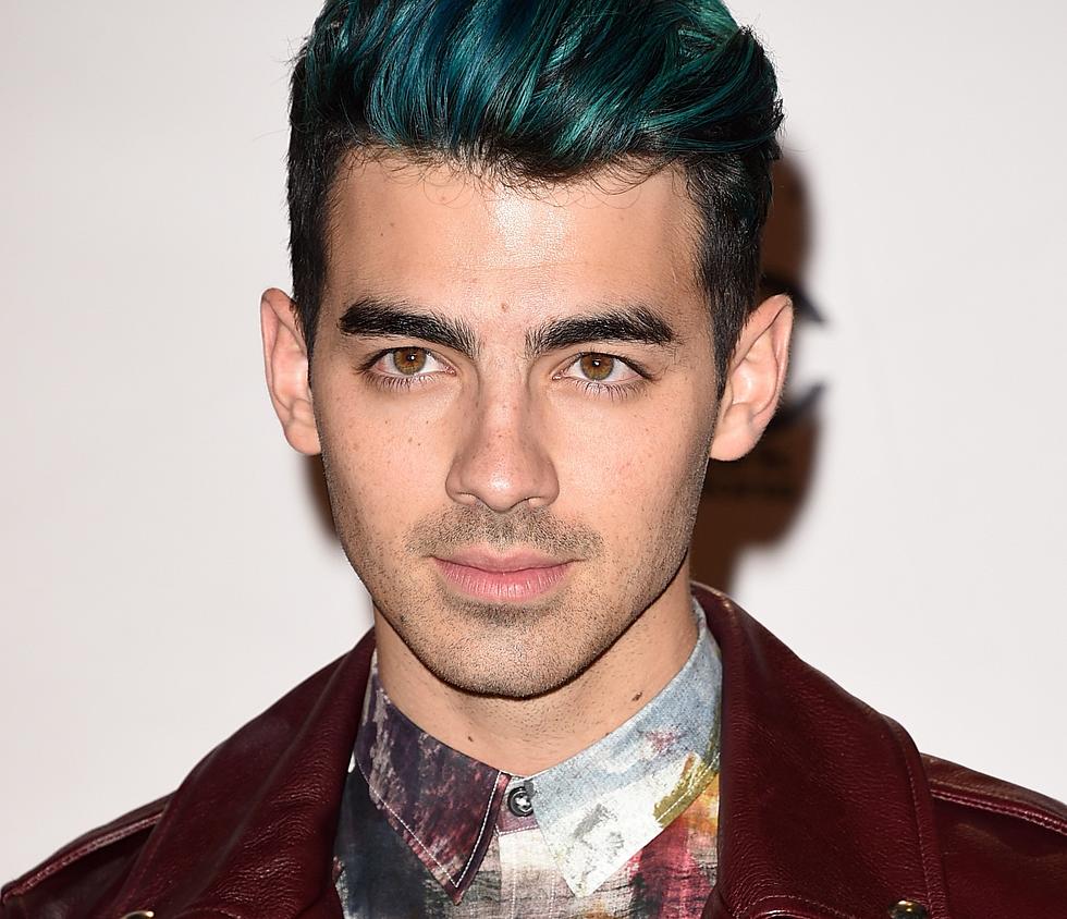 Joe Jonas Talks About The First Time, Kim Kardashian’s Robbery Halloween Costume, and Miley Cyrus Tells All About Her Sexuality