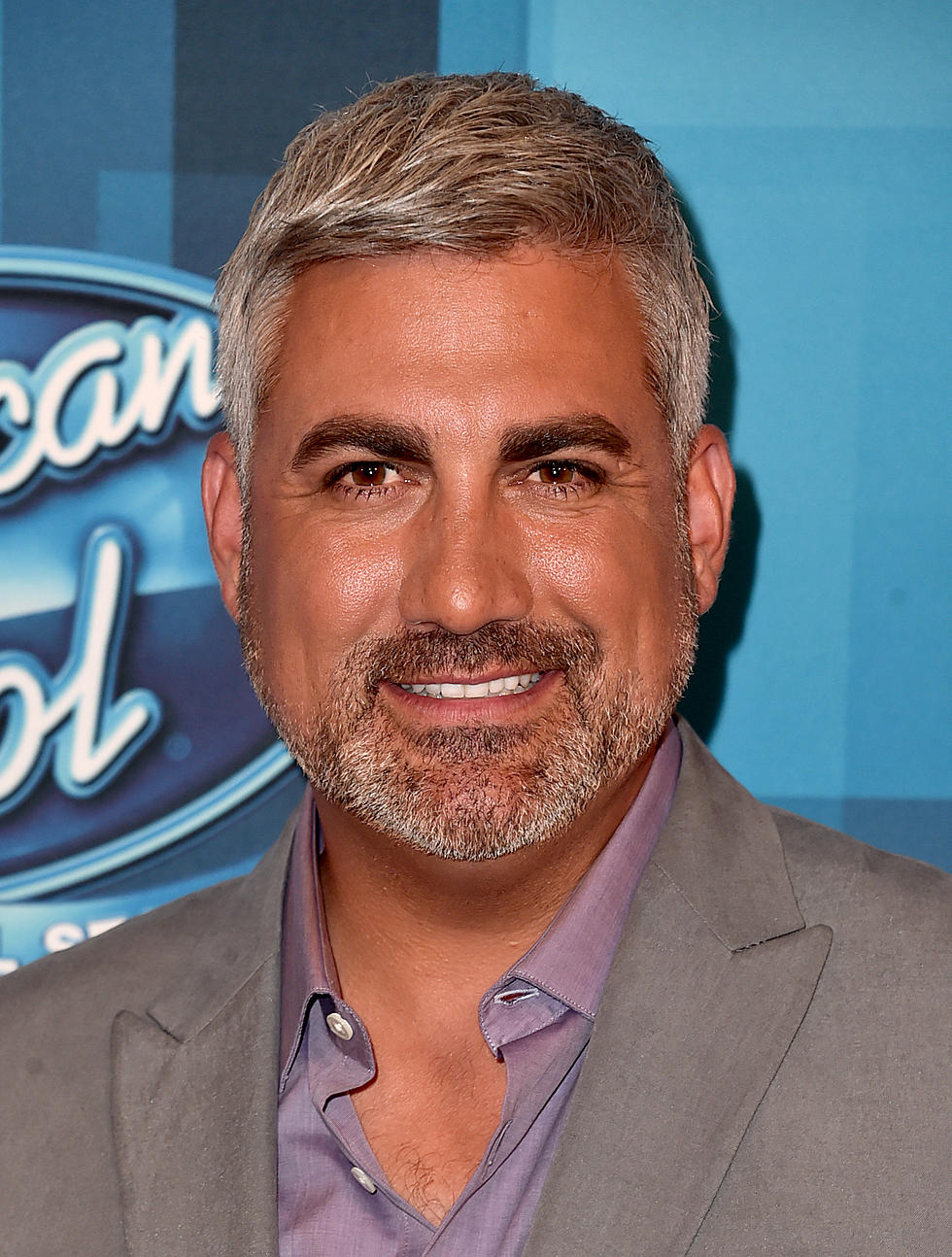American Idol Taylor Hicks Coming to Bell’s This Friday