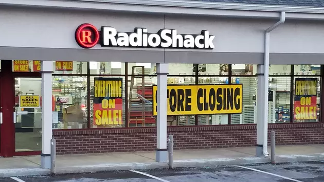Game Over! Radio Shack Closing on Gull Road