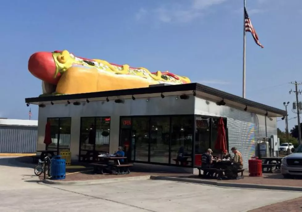 There's A Diner In Mackinaw City With A Giant Weiner On Its Roof