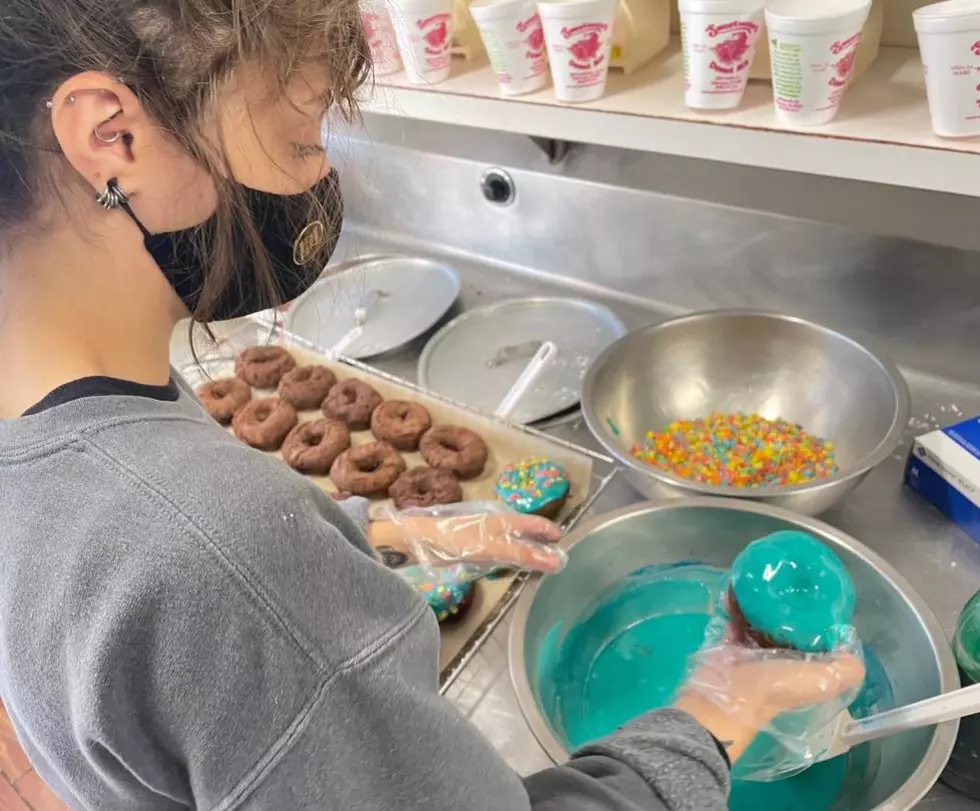 Donut Created By 4th Grade Battle Creek Student Added To Sweetwater’s Menu