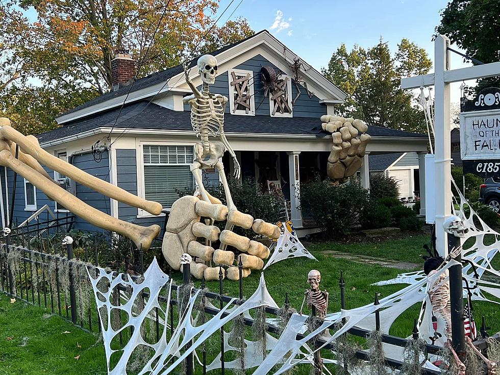 Ohio Man Wins Halloween With House-Sized, Homemade Skeleton