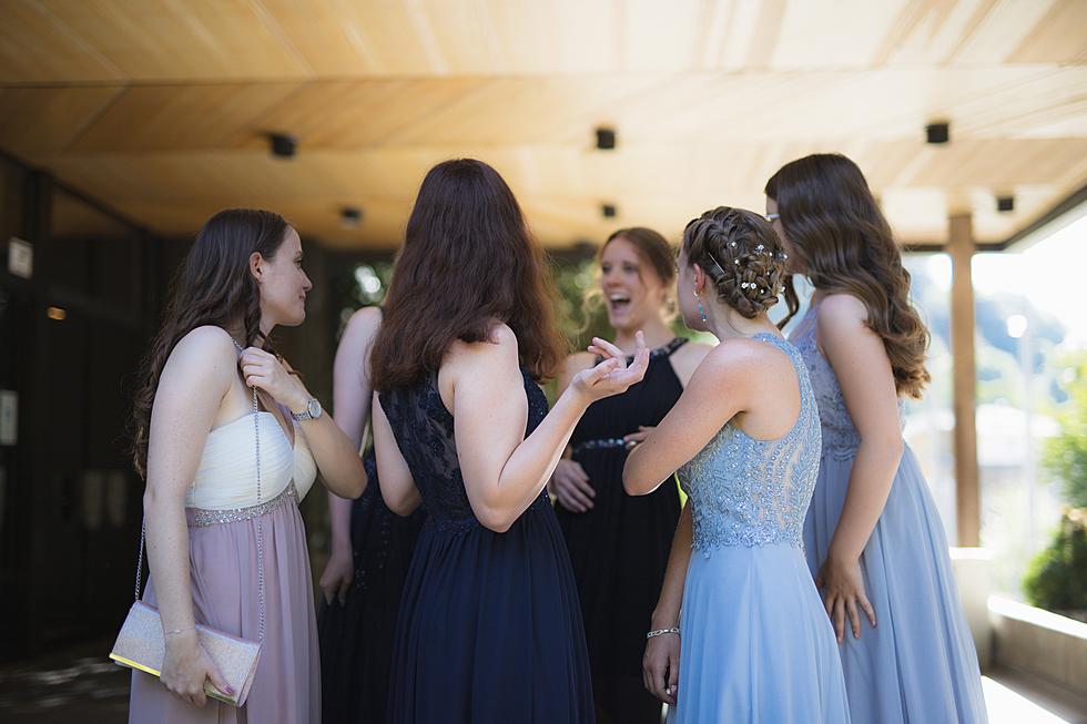 Battle Creek Non-Profit Providing Free Prom Dresses for Students