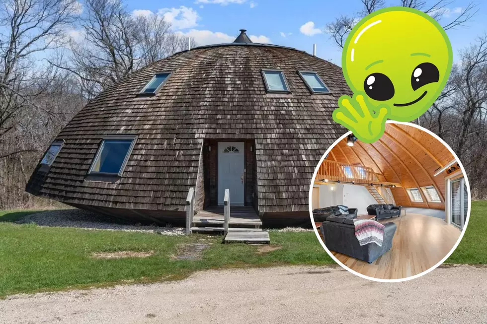 This House in Illinois Not Only Looks Like a UFO...it Spins, Too